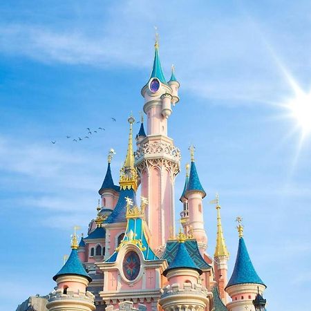 A 3 Minutes De Disneyland Montevrain Exterior photo